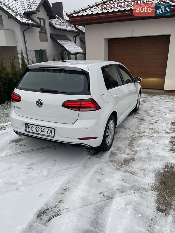 Volkswagen e-Golf 2020