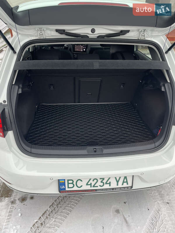 Volkswagen e-Golf 2020