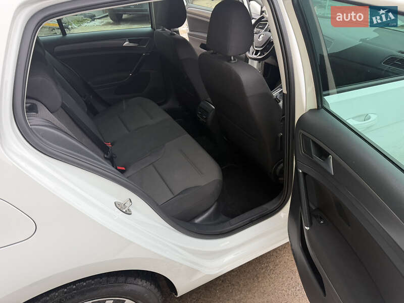 Volkswagen e-Golf 2018