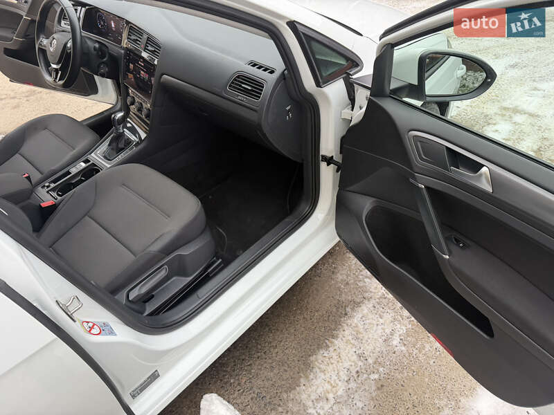 Volkswagen e-Golf 2018