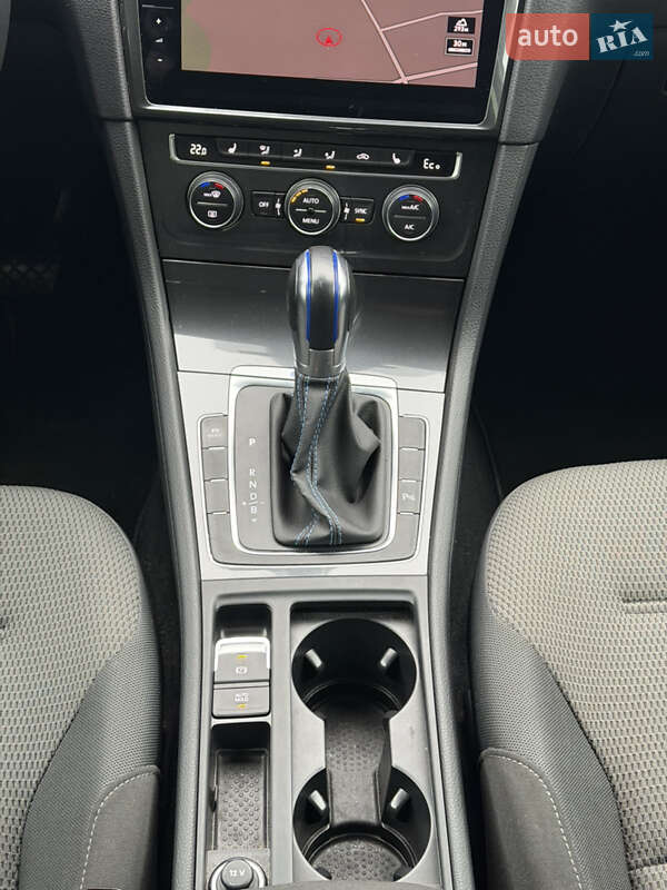 Volkswagen e-Golf 2018