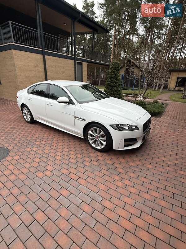Jaguar XF 2017