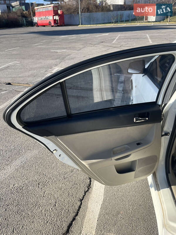 Mitsubishi Lancer 2008