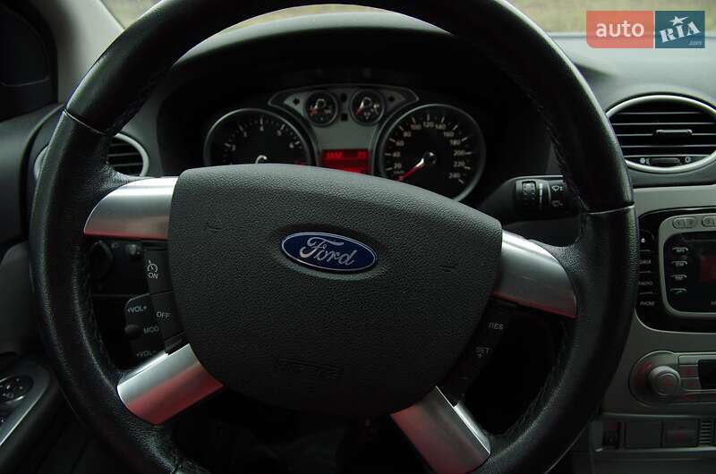 Ford Focus 2010