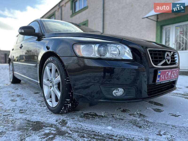 Volvo V50 2012