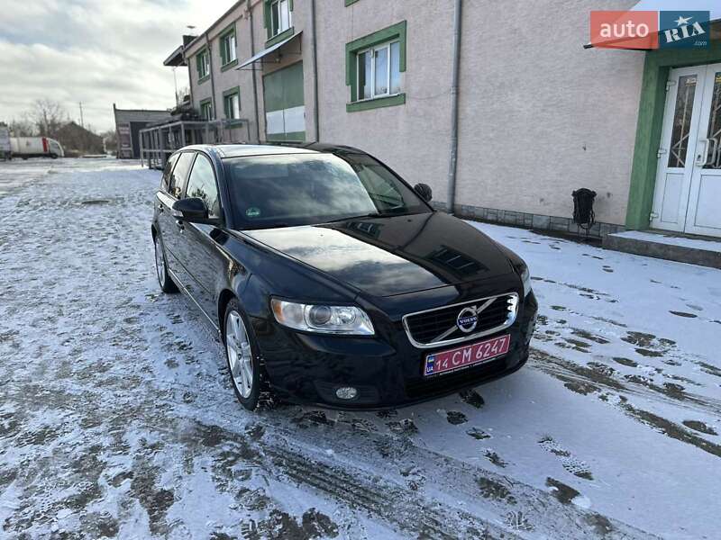 Volvo V50 2012
