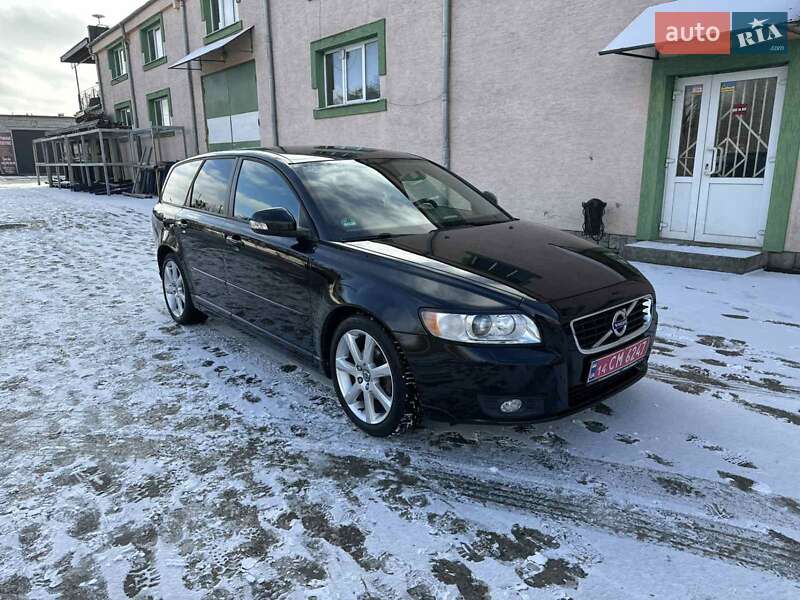 Volvo V50 2012