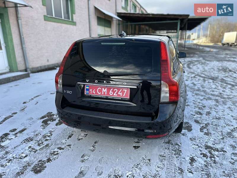 Volvo V50 2012