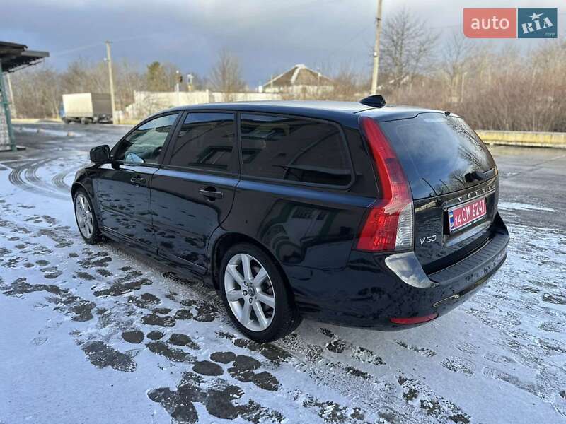 Volvo V50 2012