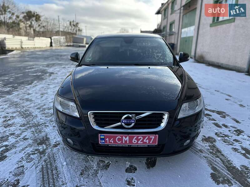 Volvo V50 2012