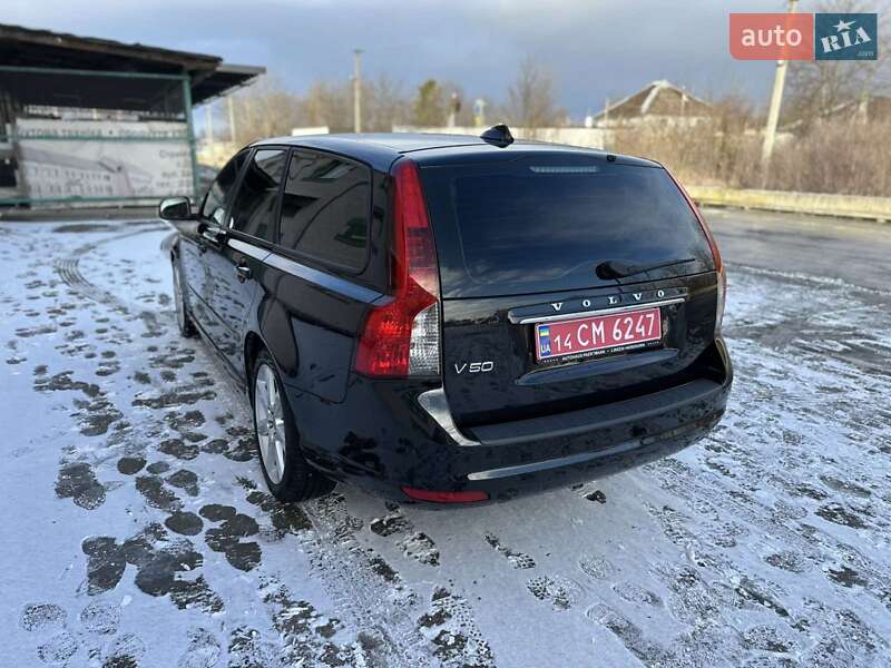 Volvo V50 2012