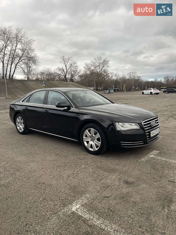 Audi A8 2013