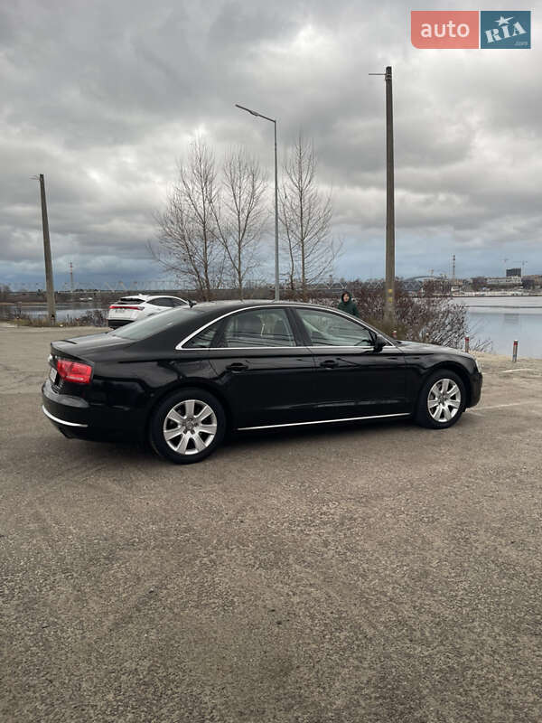 Audi A8 2013