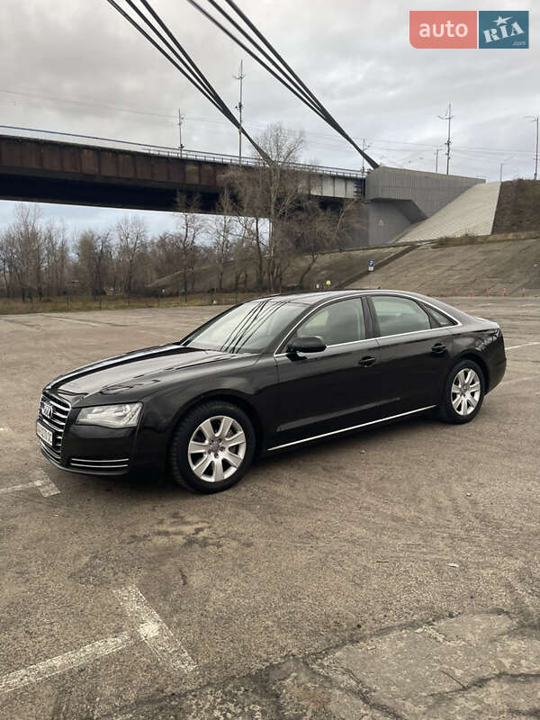 Audi A8 2013