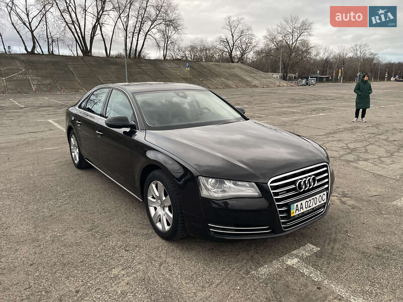 Audi A8 2013