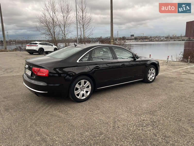 Audi A8 2013