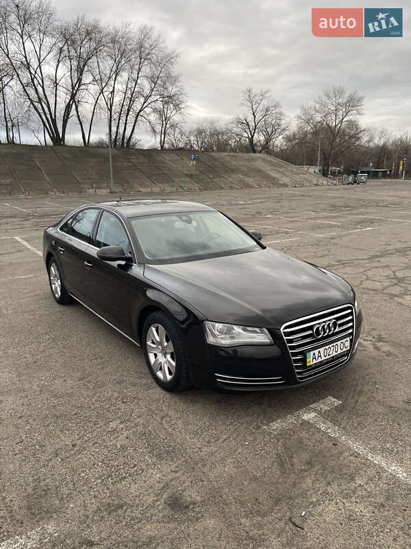 Audi A8 2013