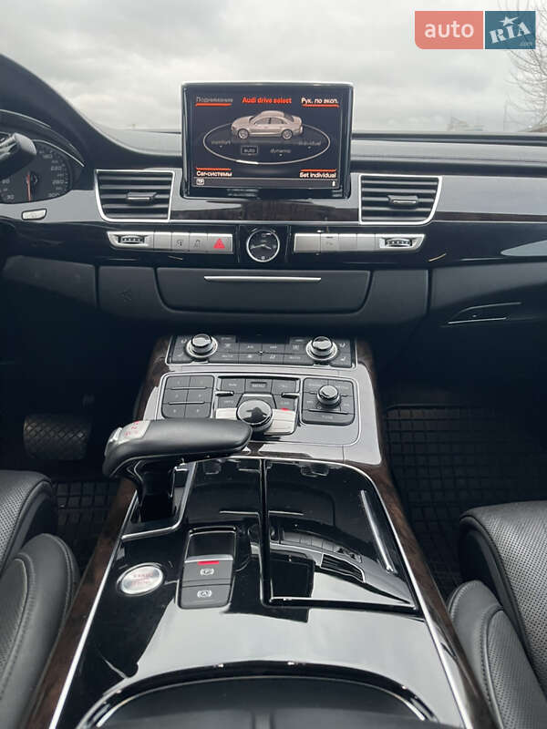 Audi A8 2013