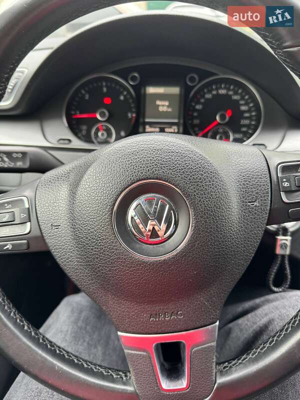 Volkswagen Passat 2014