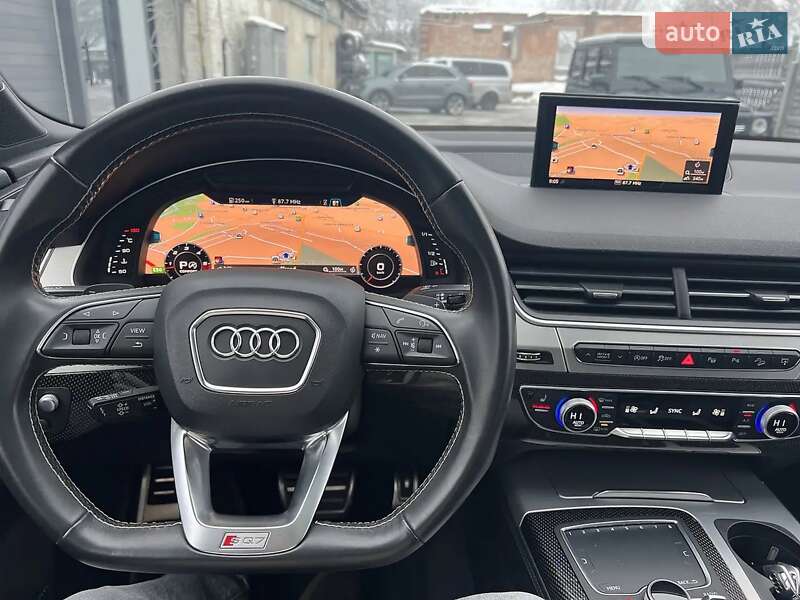 Audi SQ7 2017