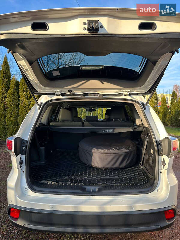 Toyota Highlander 2015