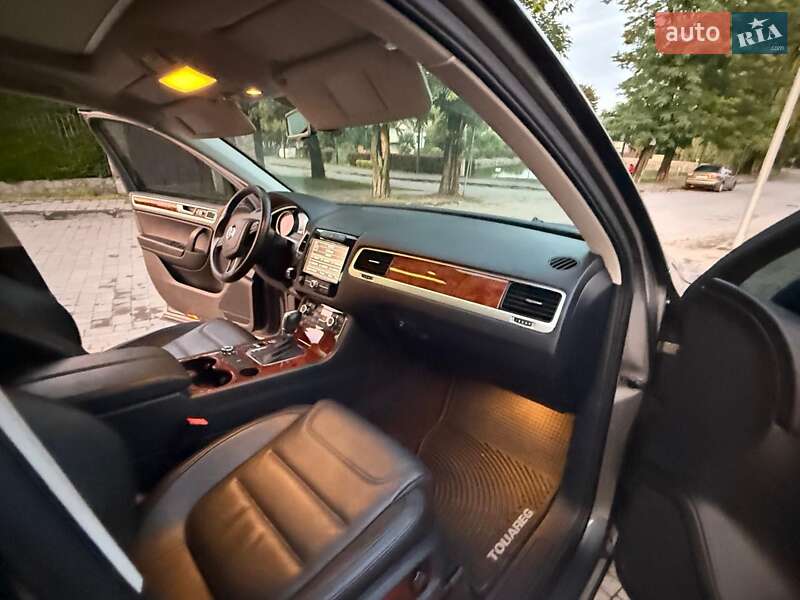 Volkswagen Touareg 2012