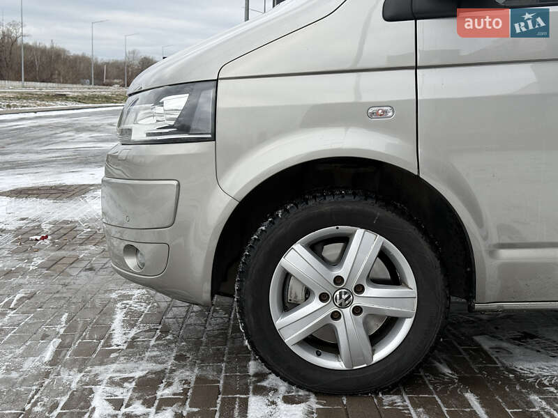 Volkswagen Multivan 2015