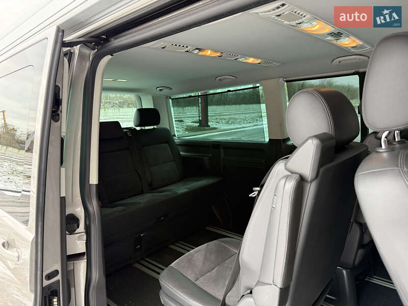 Volkswagen Multivan 2015