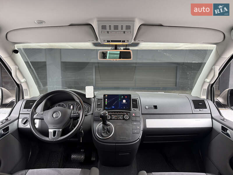 Volkswagen Multivan 2015