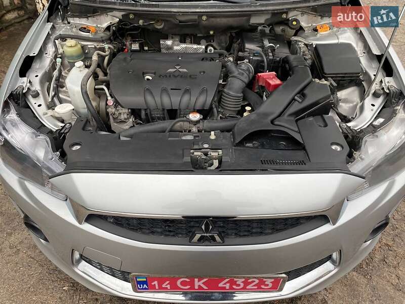 Mitsubishi Lancer 2016