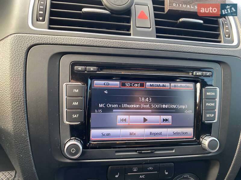 Volkswagen Jetta 2013