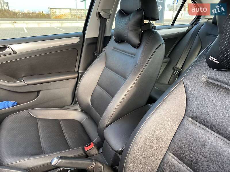 Volkswagen Jetta 2013