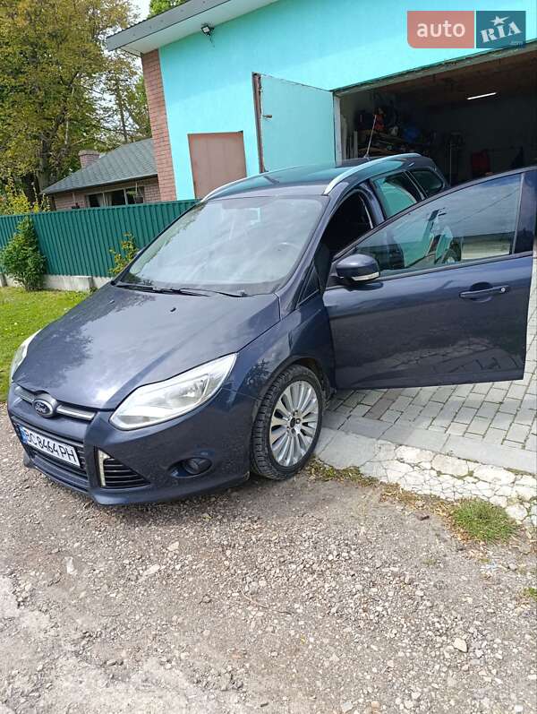 Ford Focus 2011