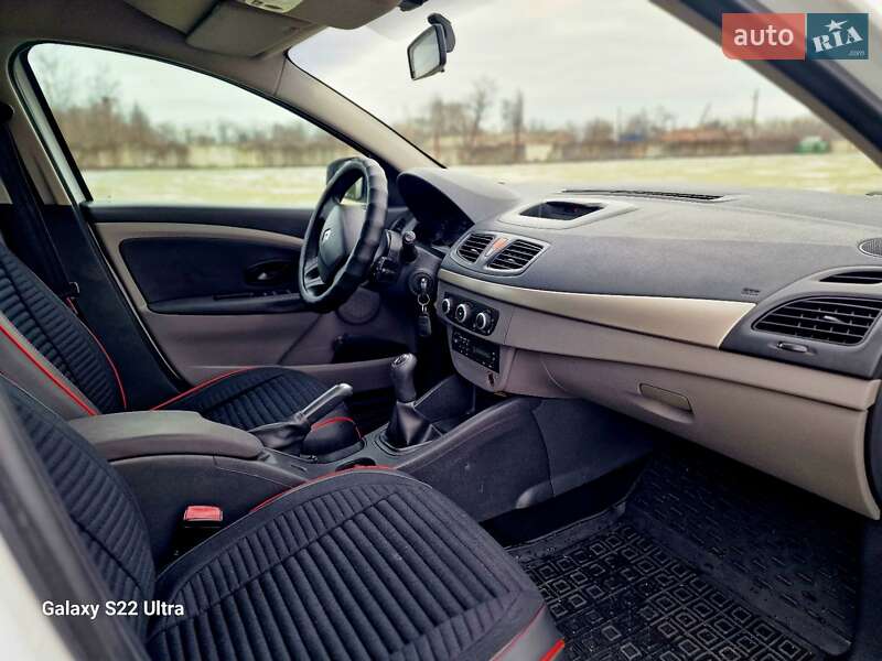 Renault Fluence 2011