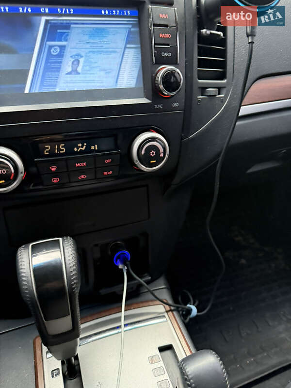 Mitsubishi Pajero 2008