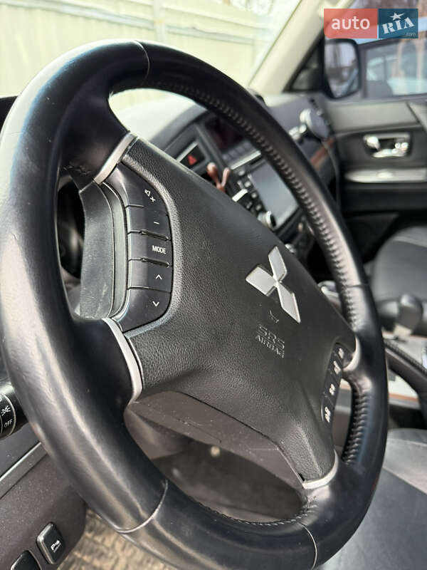 Mitsubishi Pajero 2008