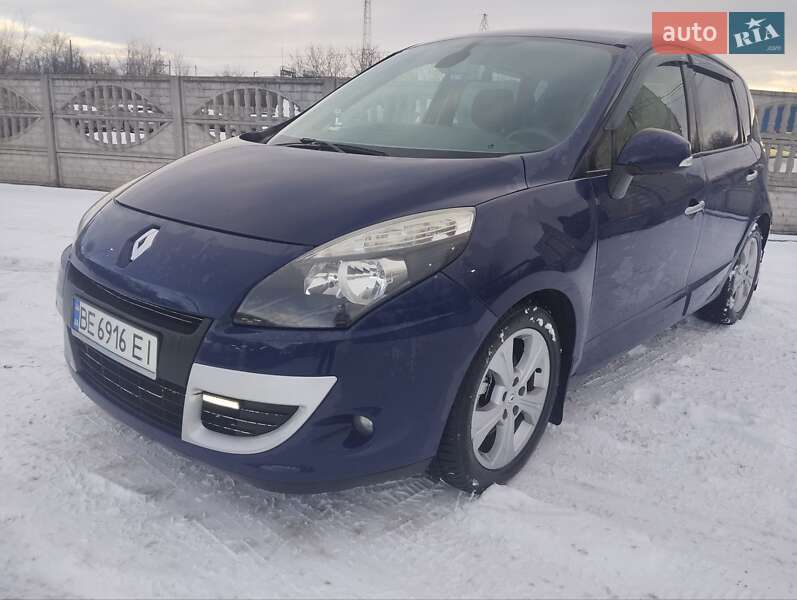 Renault Scenic 2011