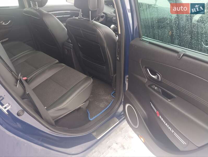 Renault Scenic 2011