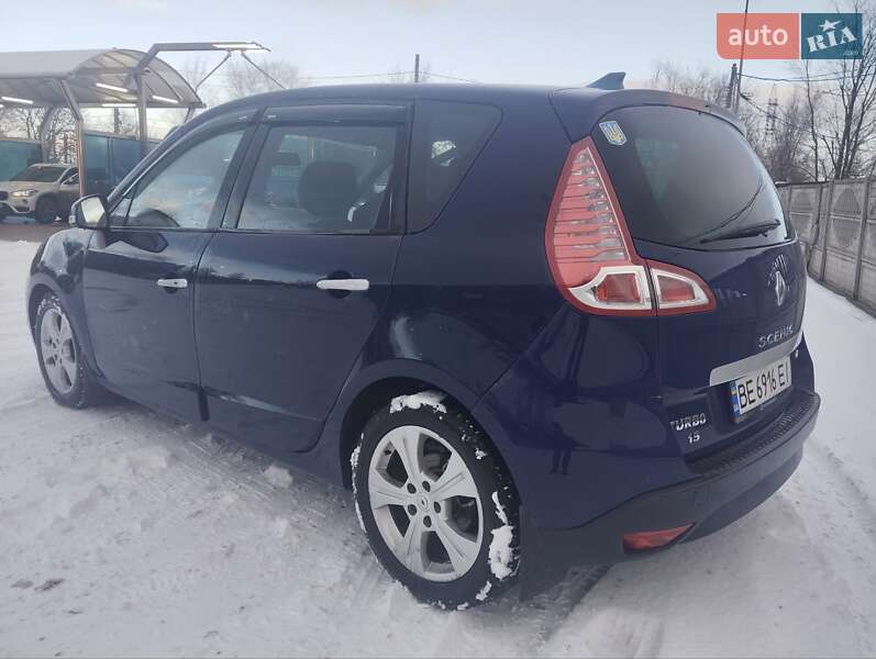 Renault Scenic 2011