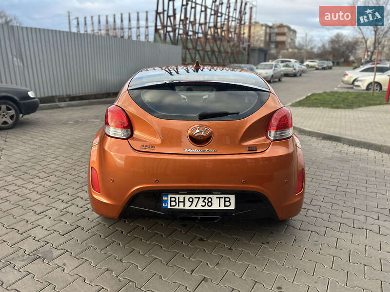 Hyundai Veloster 2014