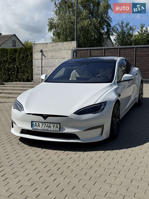 Tesla-6