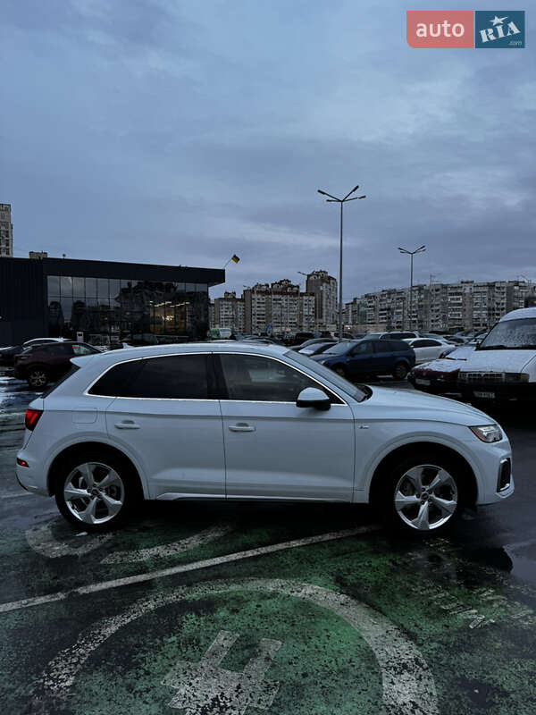 Audi Q5 2021