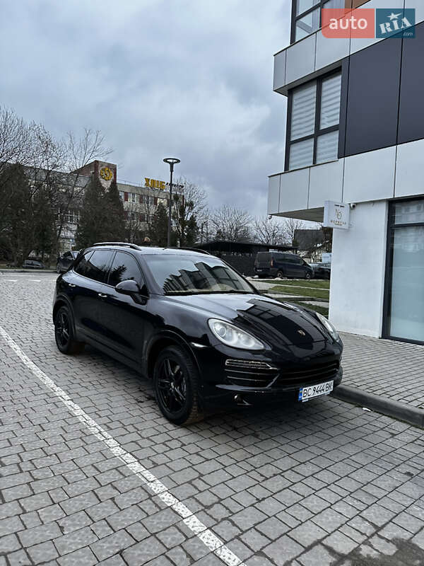 Porsche Cayenne 2010