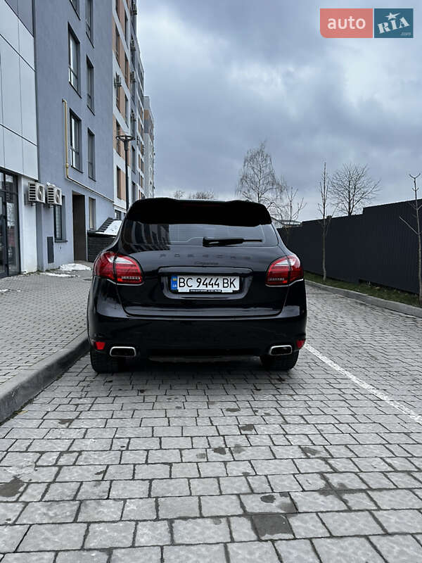 Porsche Cayenne 2010