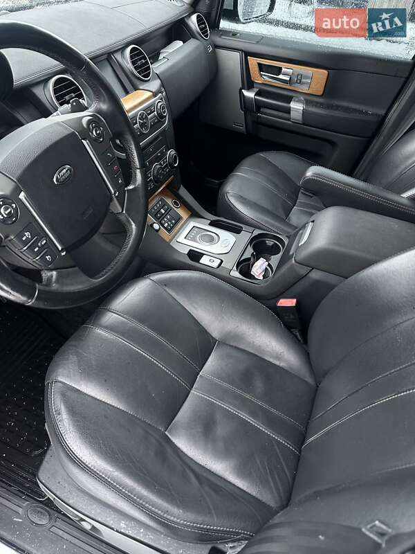 Land Rover Discovery 2015