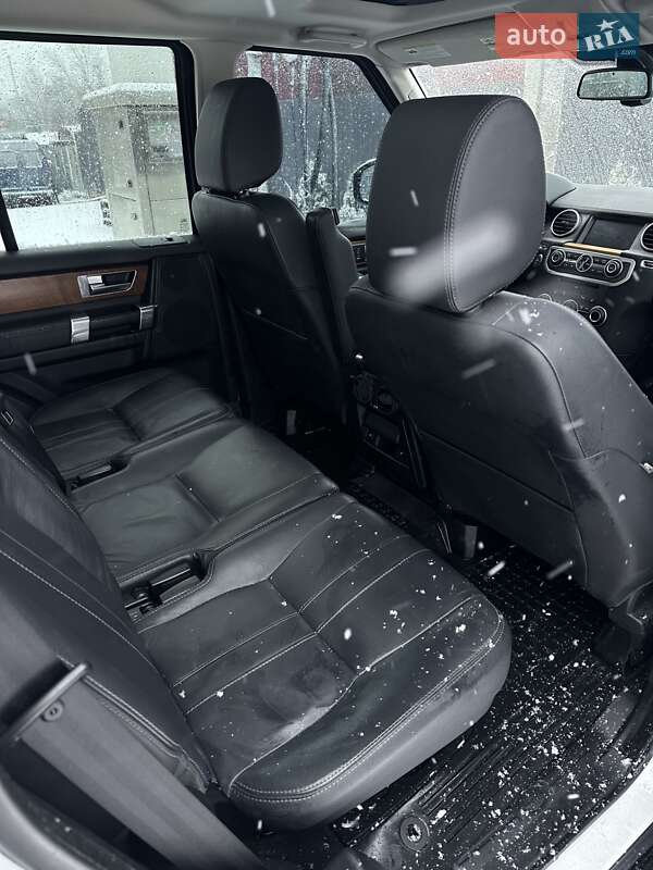 Land Rover Discovery 2015