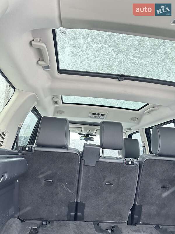 Land Rover Discovery 2015