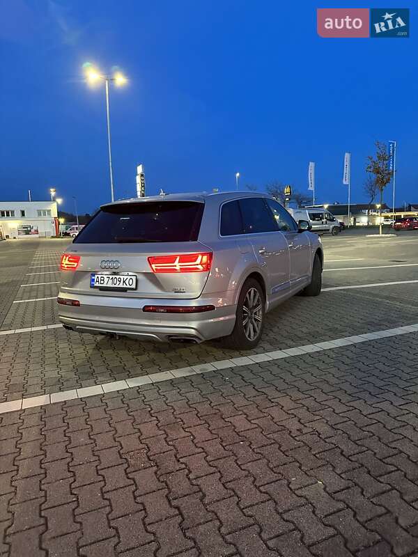 Audi Q7 2015