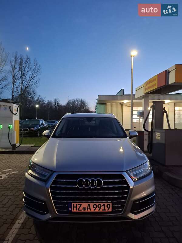 Audi Q7 2015