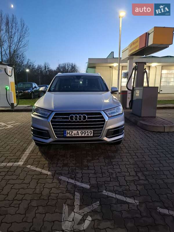 Audi Q7 2015